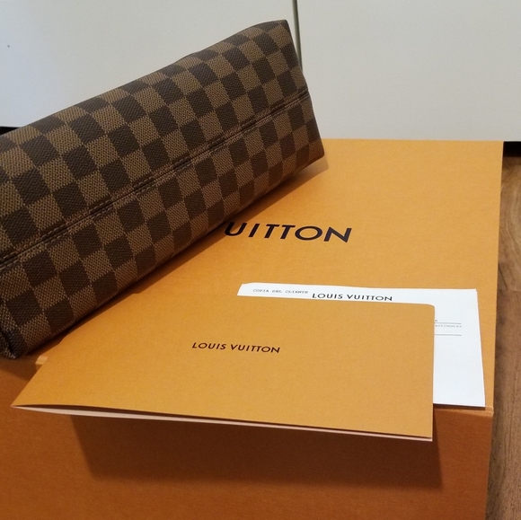 Louis Vuitton Graceful PM - Picture 1 of 15